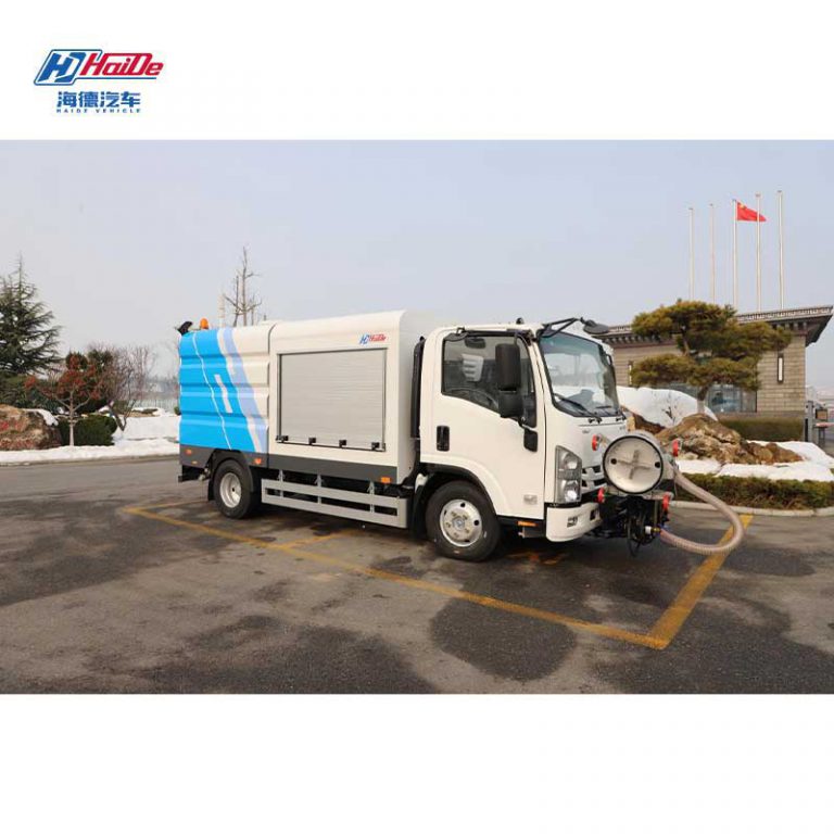 CHD5070TWQQLE6-High-pressure-Water-Road-Marking-Line-Cleaning-Truck9
