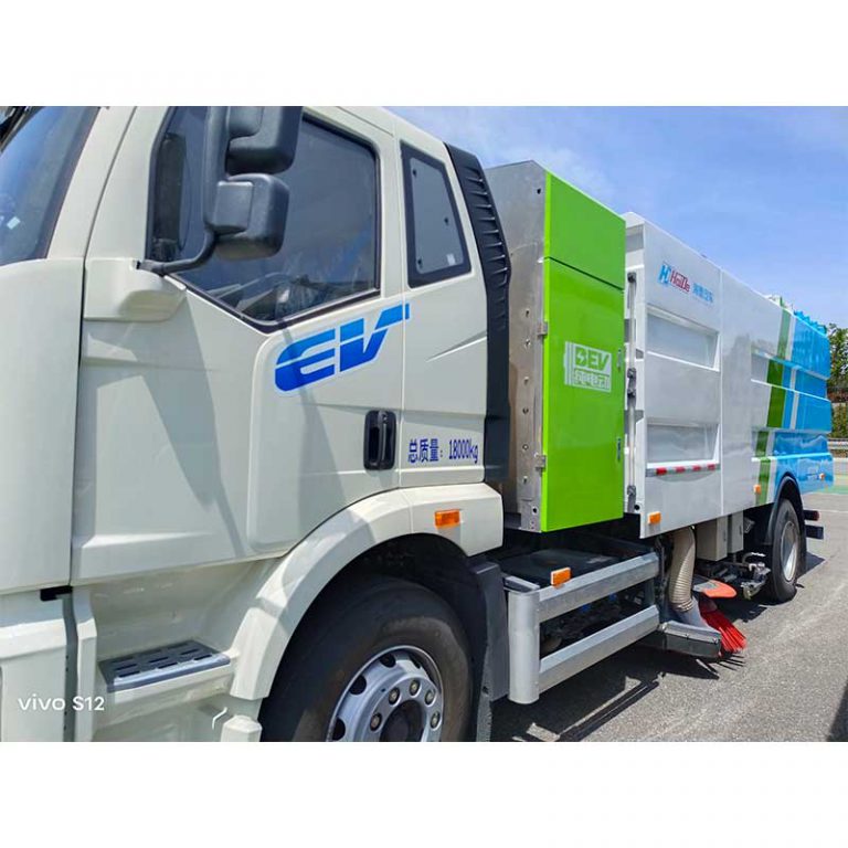 CHD5181TXS-Full-Electric-Washing-and-Sweeping-Truck-8