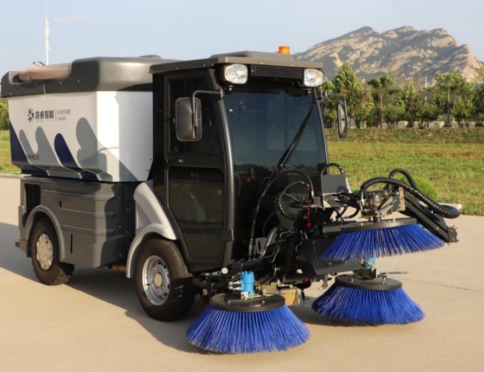 Durable Street Cleaning Machines for Efficient City Sanitation